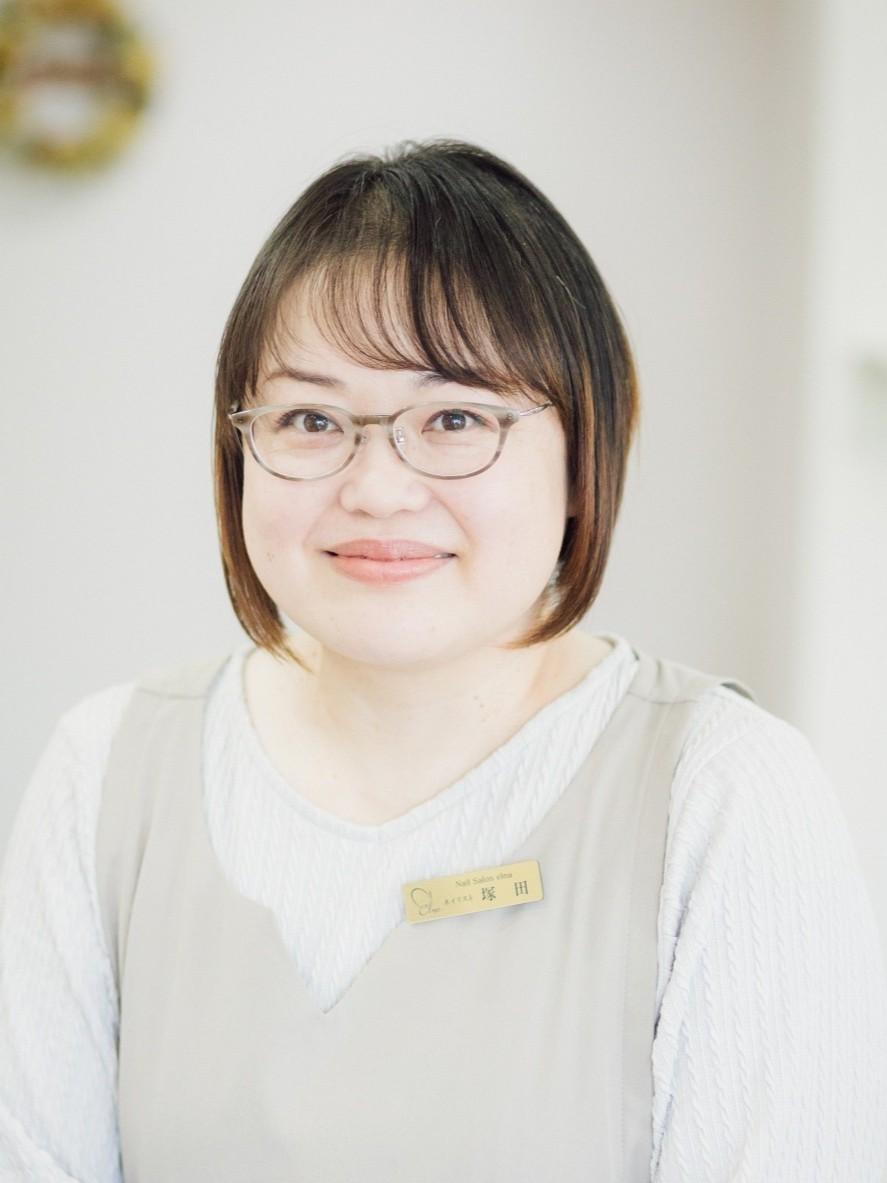 八王子深爪矯正専門ネイルサロンエルナネイリスト塚田千絵